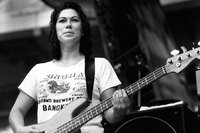 Kim-Deal-Pixies.jpg