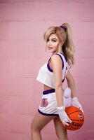 Lola-Bunny-Kalinka-Fox-Looney-Tunes-Hentai-Cosplay-23.jpg